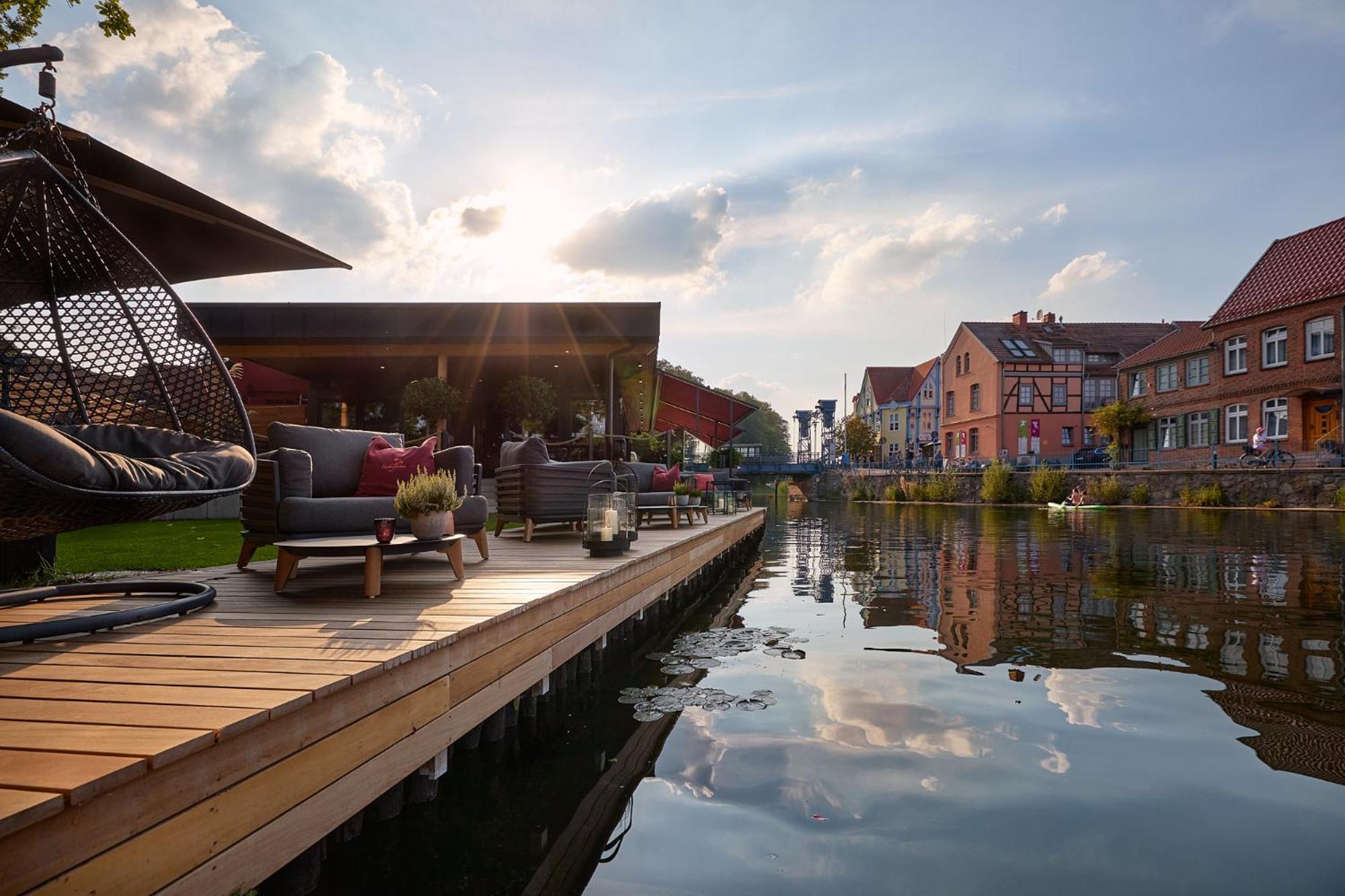 Hotel & Restaurant Fackelgarten Plau Am See Eksteriør billede